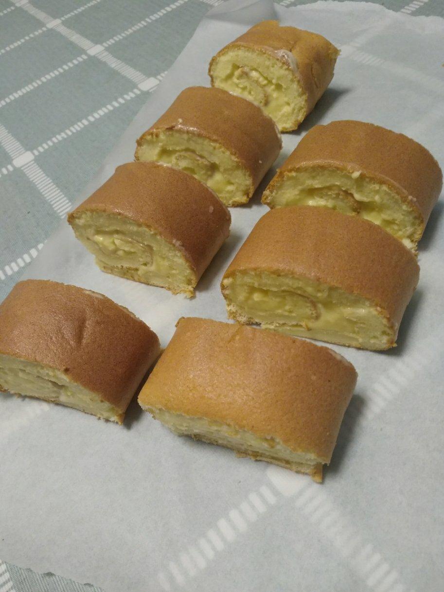材料最简单的【低卡蛋糕卷】卡仕达戚风卷