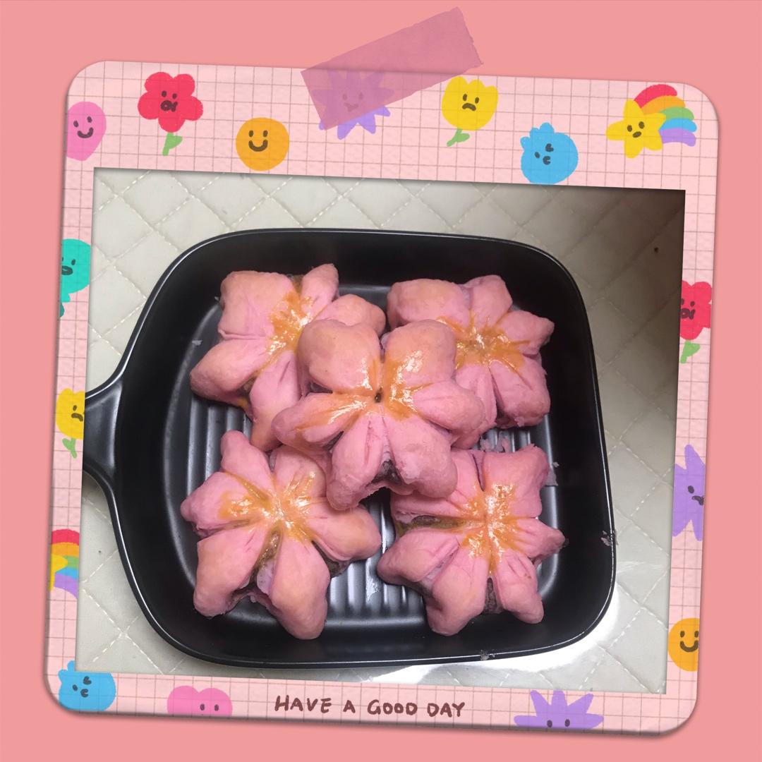 少女心满满的豆沙桃花酥