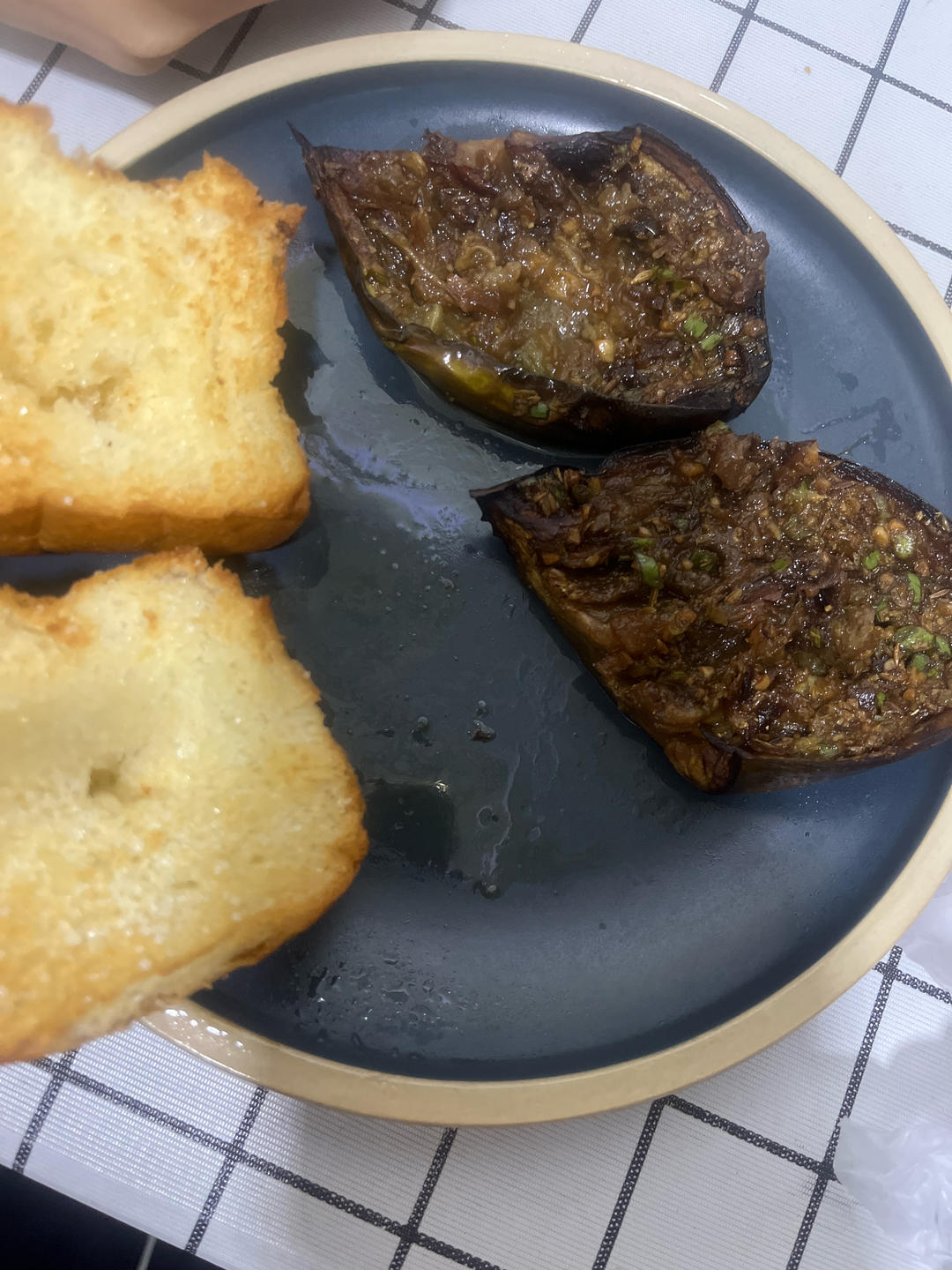 爱极了的烤茄子🍆