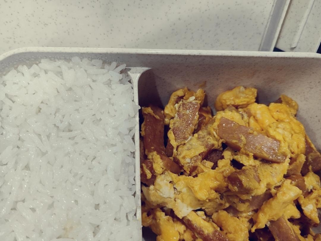 【家常菜】午餐肉炒蛋
