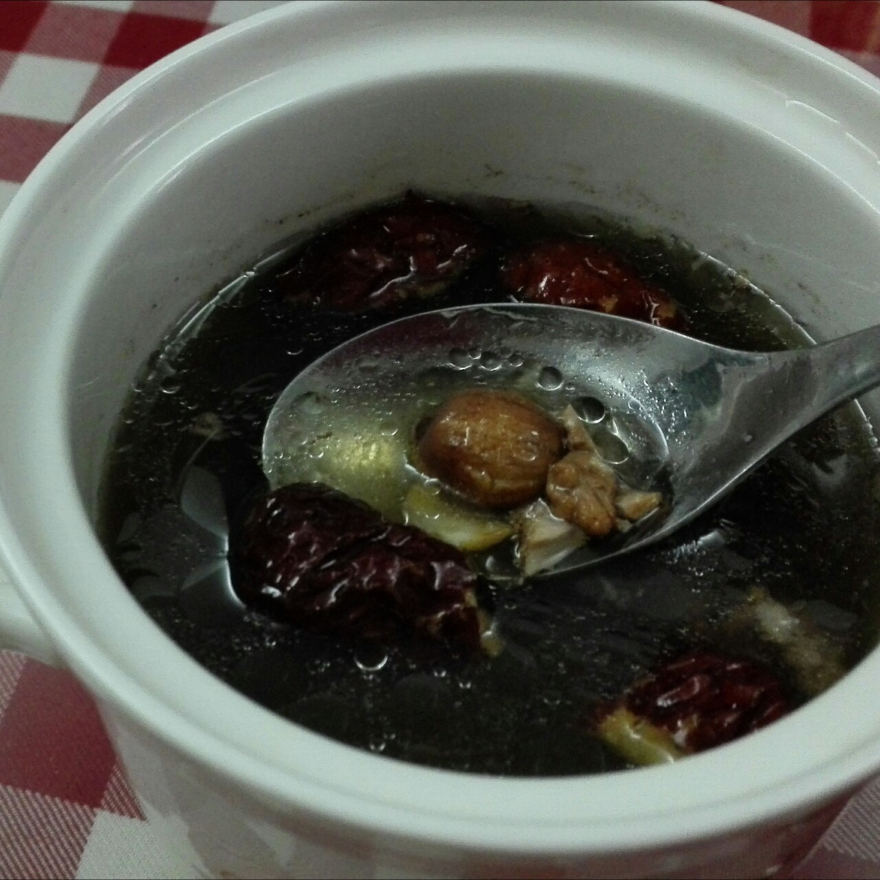 莲子百合炖瘦肉