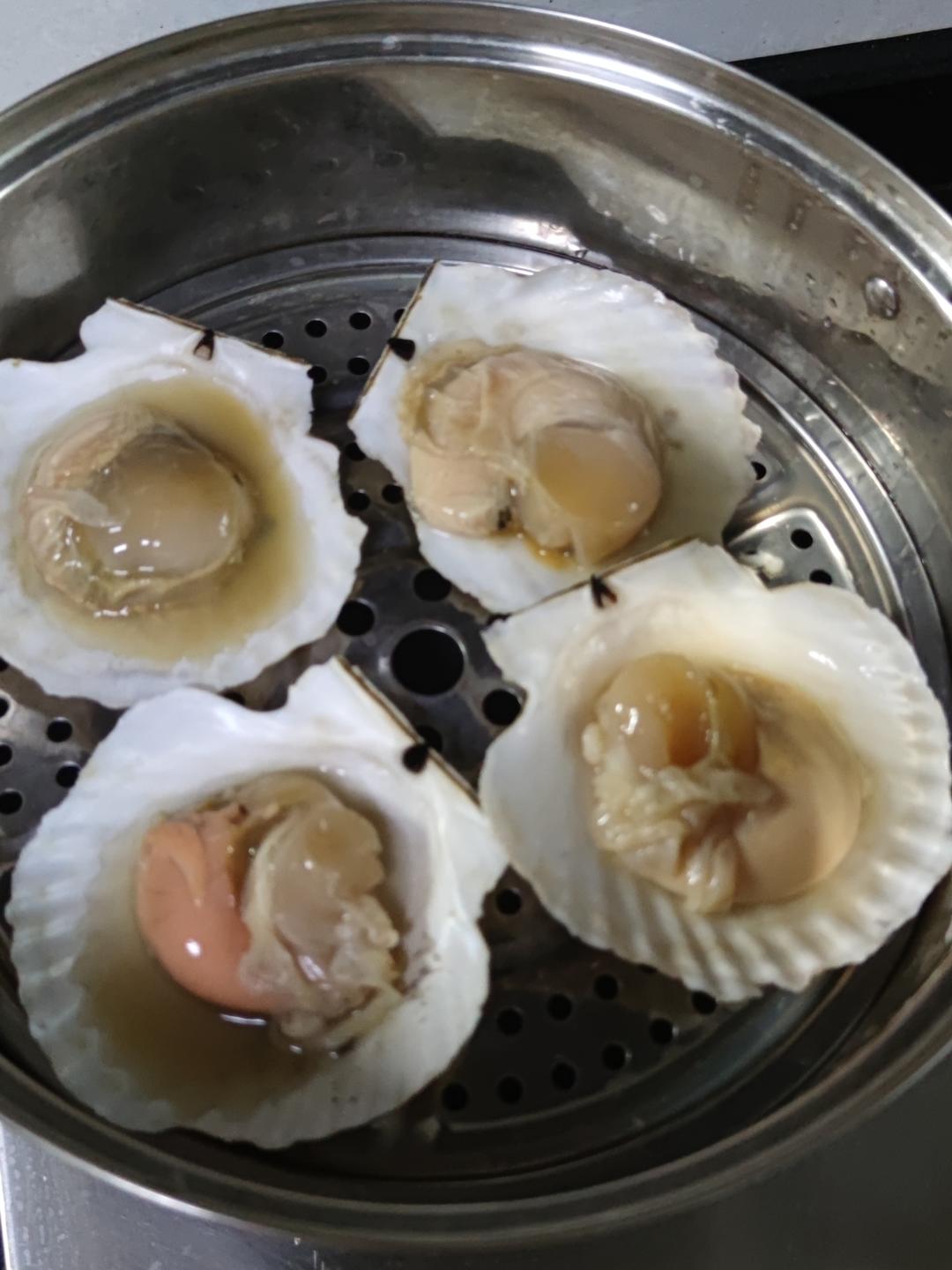 零失败的蒜蓉粉丝蒸扇贝