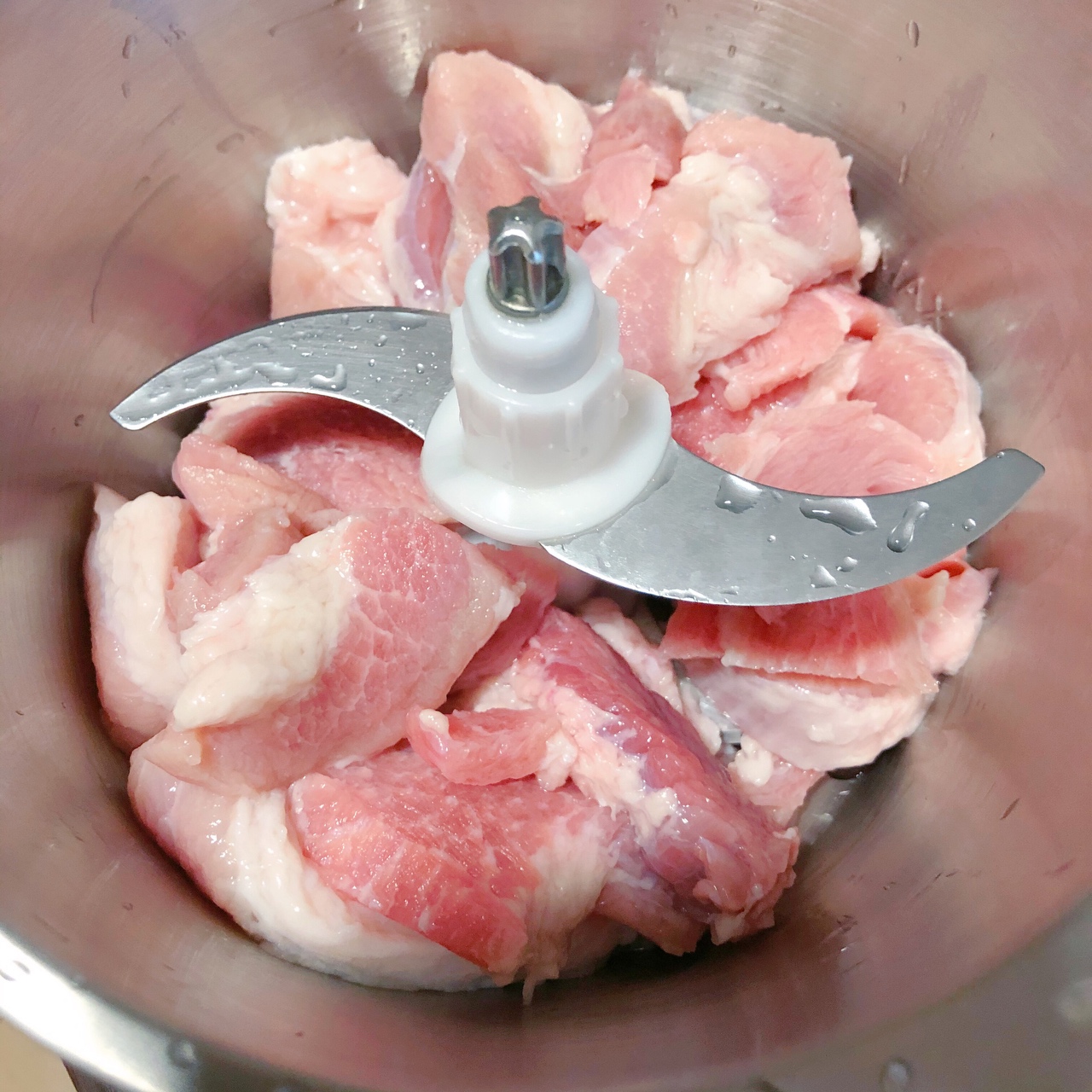 猪肉丸子汤🔥超级好吃😋的做法 步骤2
