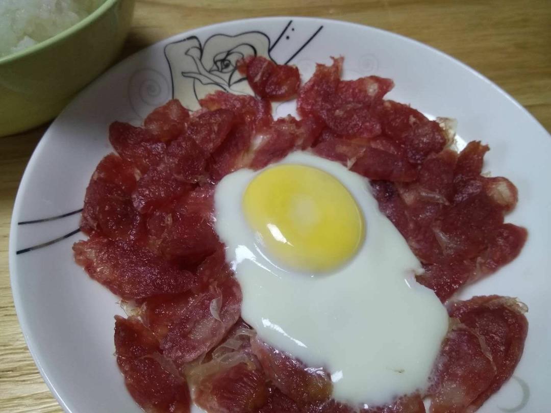 香肠蒸蛋
