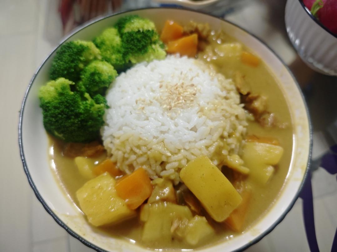 日式咖喱鸡肉饭（超浓郁）