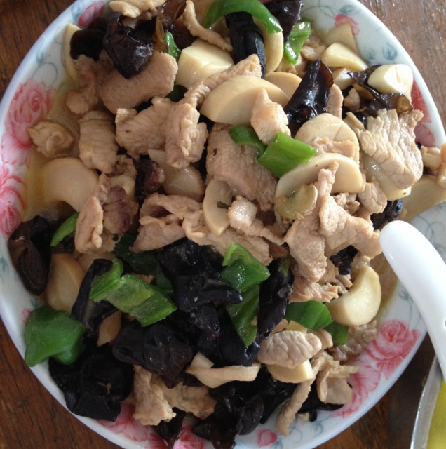 杏鲍菇炒肉丝