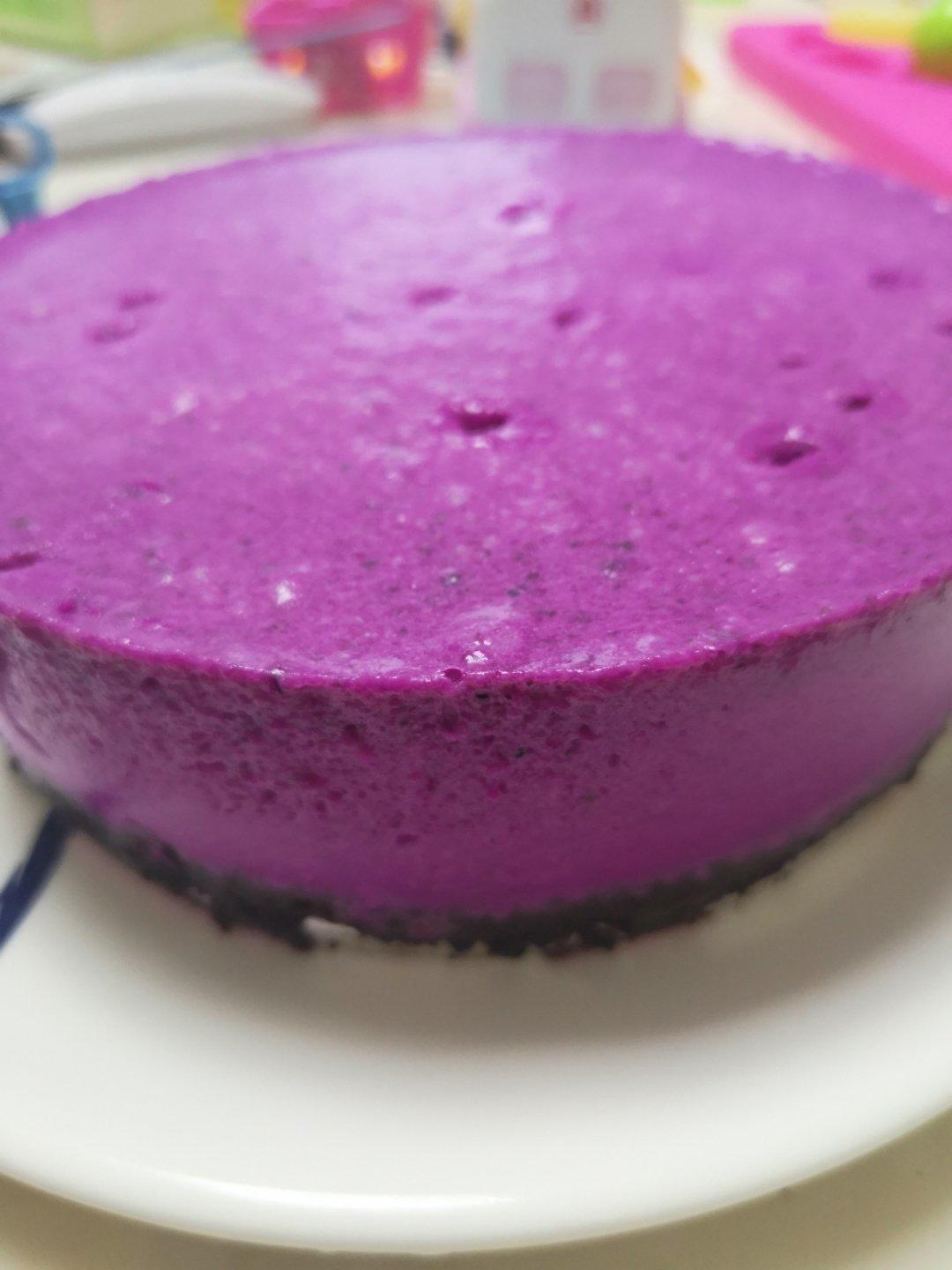 火龙果慕斯蛋糕