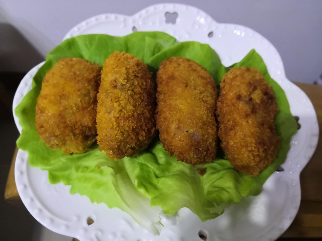 【牛肉可乐饼】刚出锅 酥香掉渣！