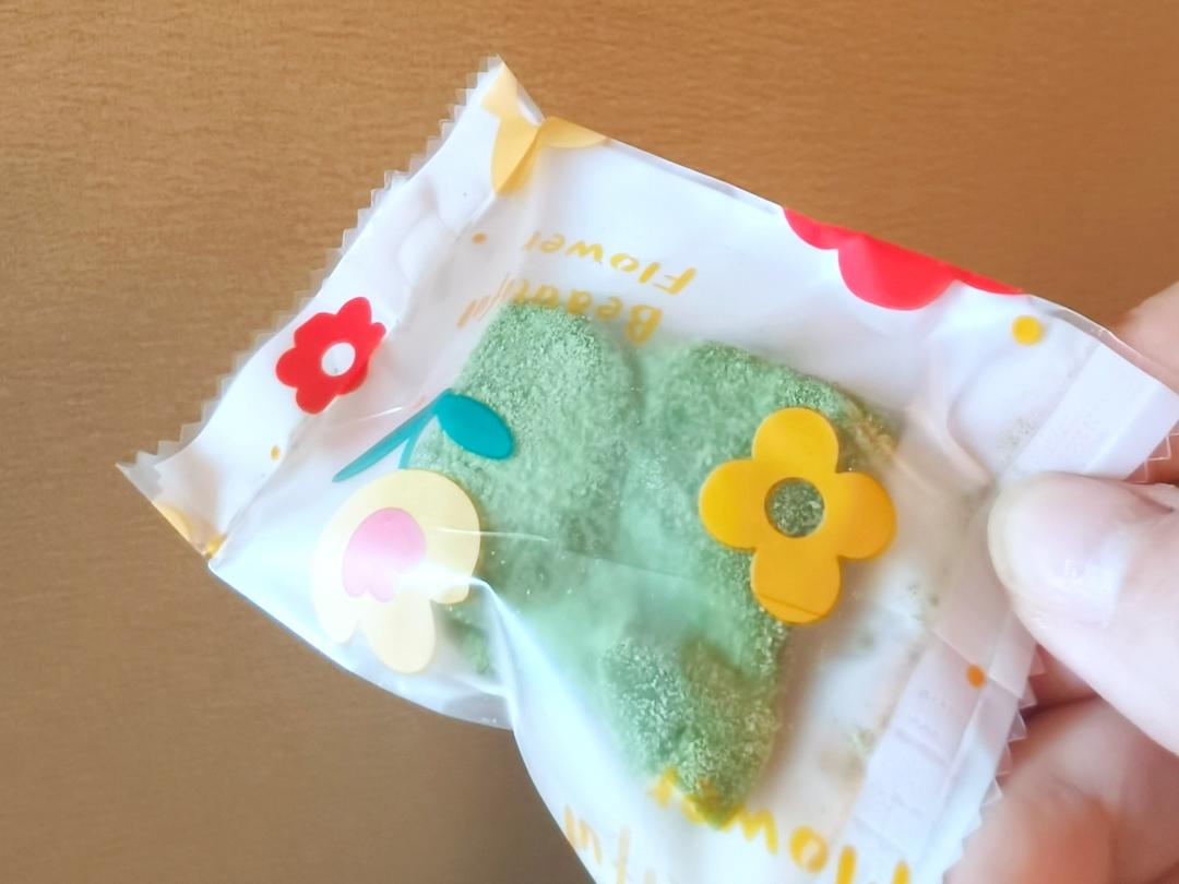 抹茶草莓雪花酥