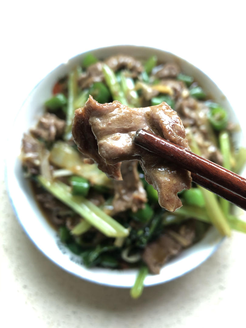 ㊙️家常菜‼️芹菜小炒牛肉‼️牛肉超级嫩滑哟