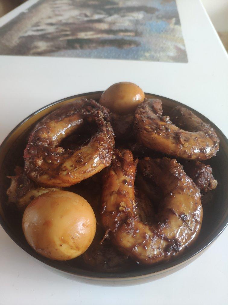 周黑鸭版鸭脖子（好吃到舔手指）