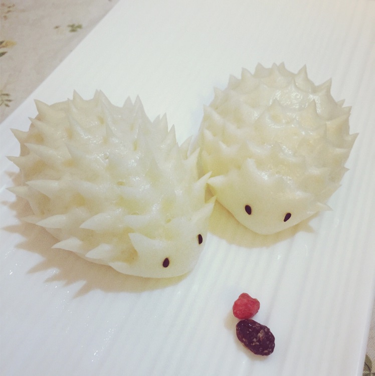 静静○°做的小刺猬豆沙包