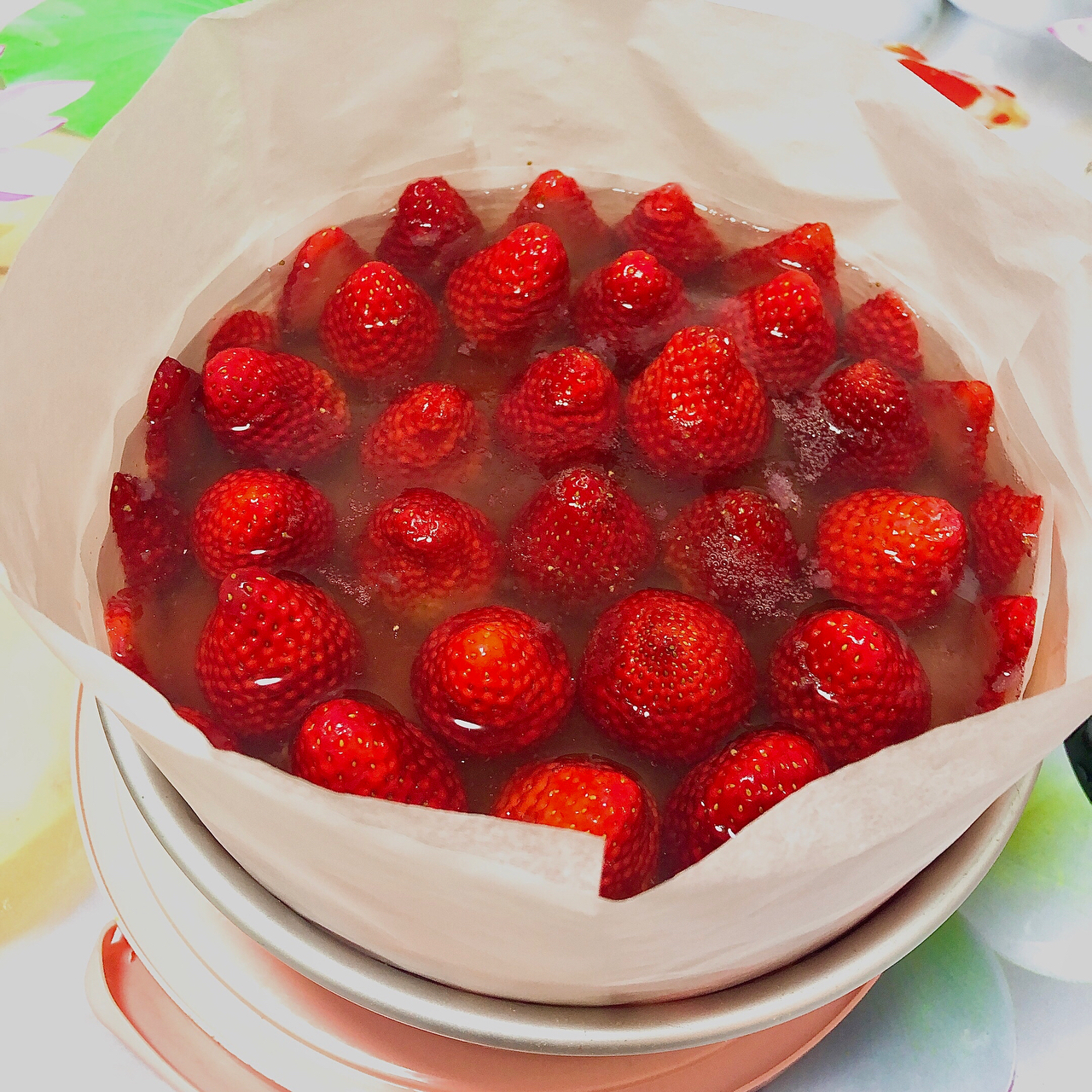 水晶果冻草莓芝士慕斯