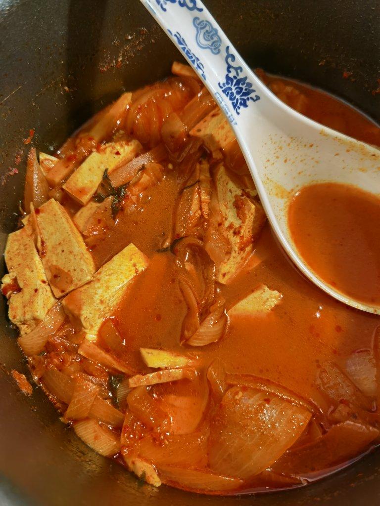 韩式泡菜豆腐锅/辣白菜豆腐汤