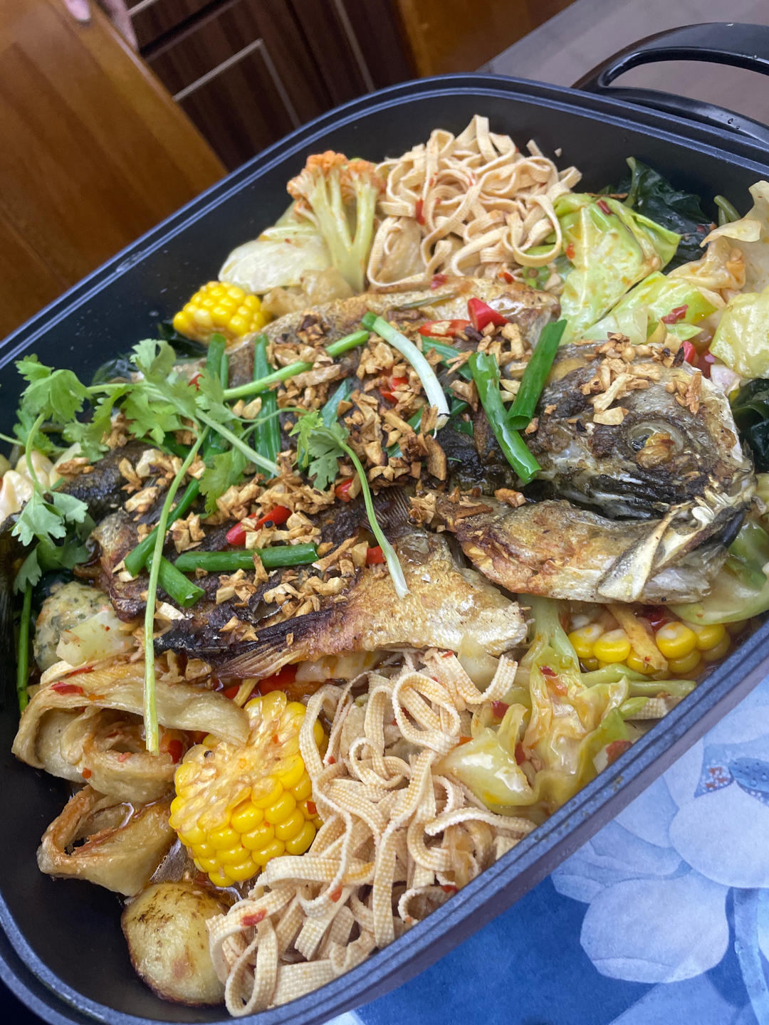 铸铁锅版蒜香烤鱼