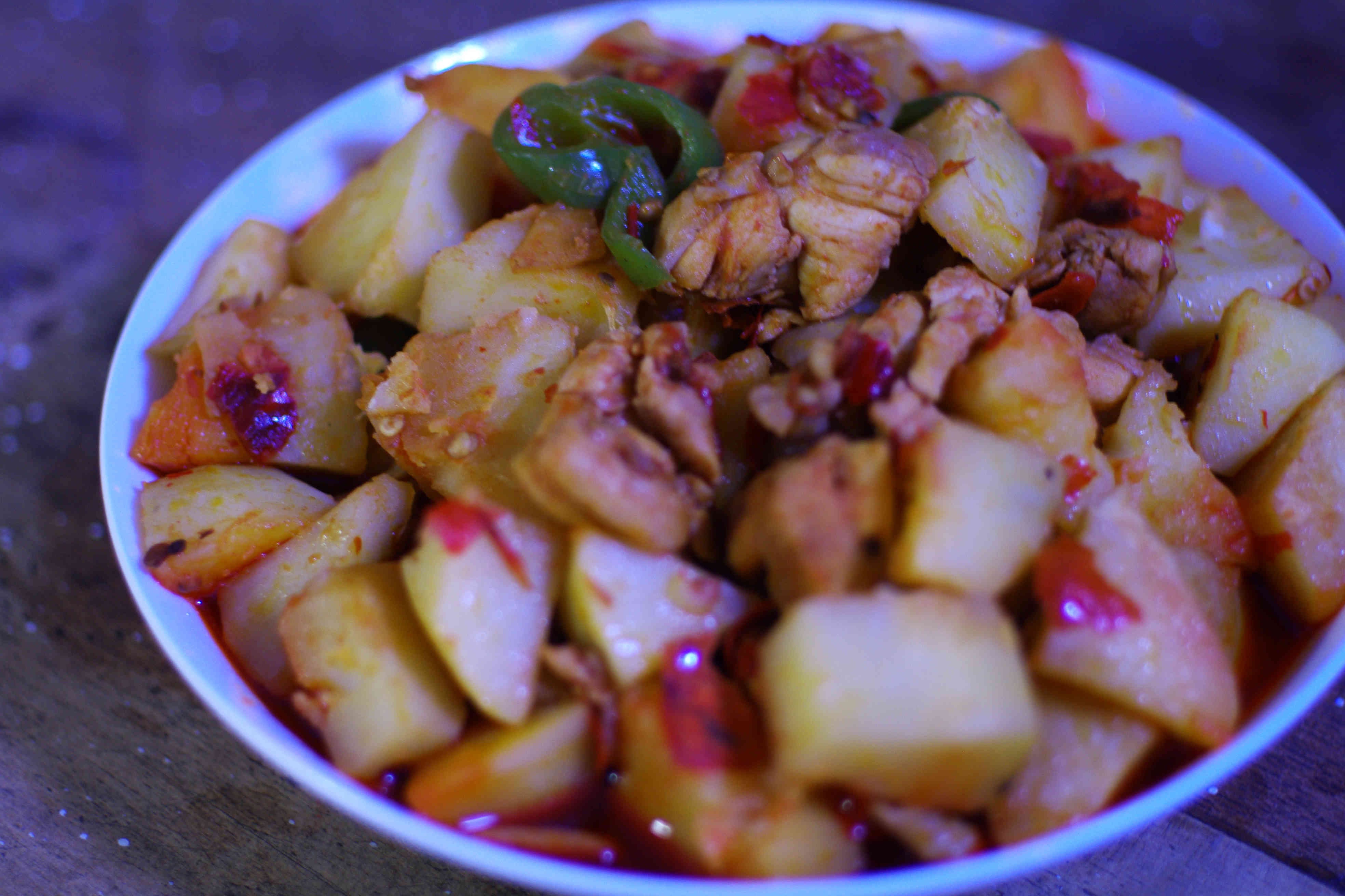 香辣土豆烧鸡块