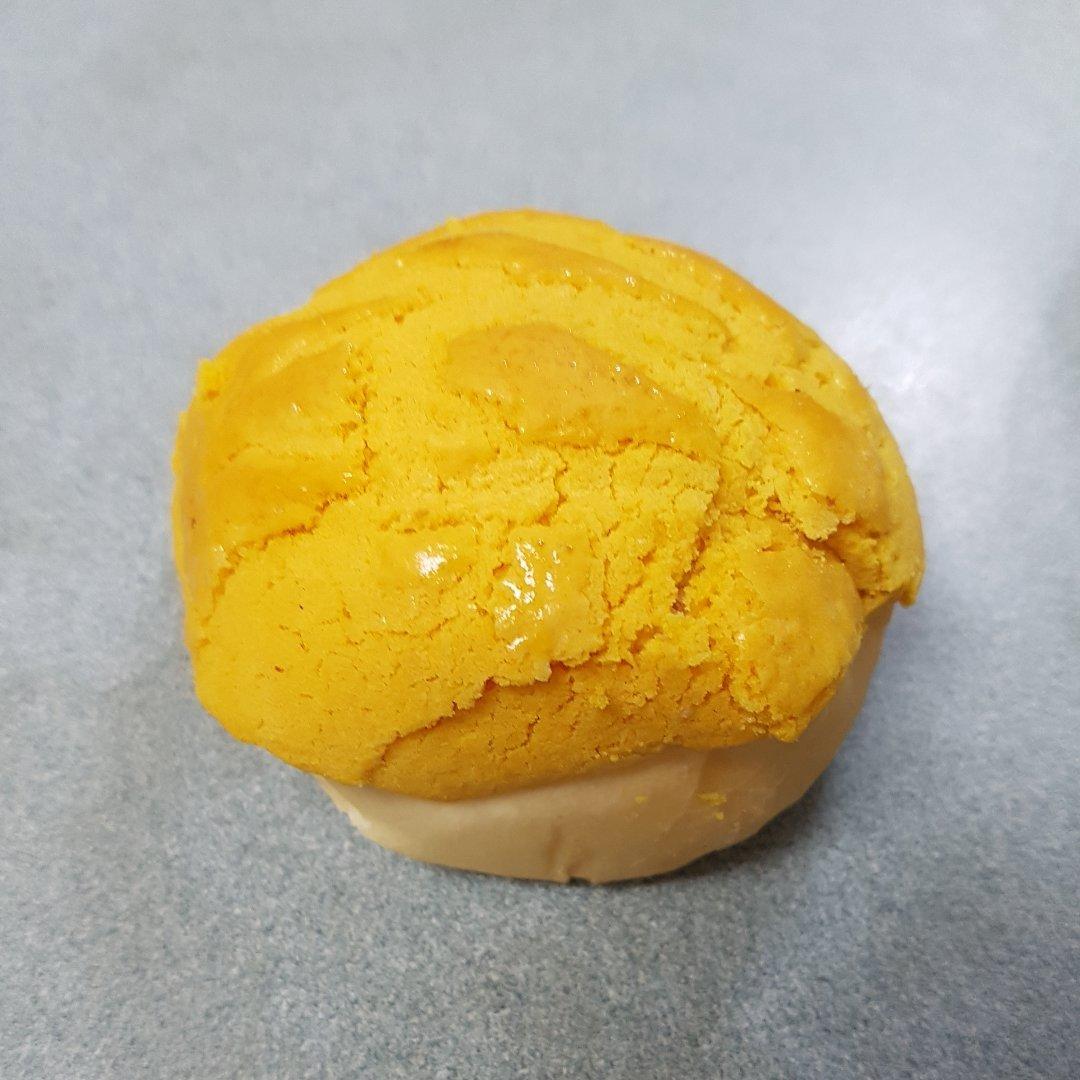 典型港式菠萝包