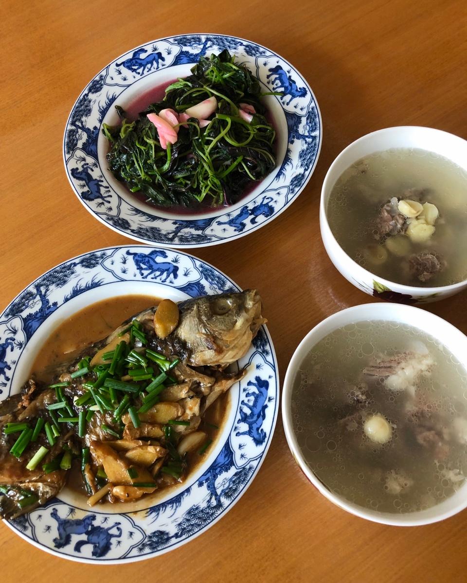 厨房里的三餐四季