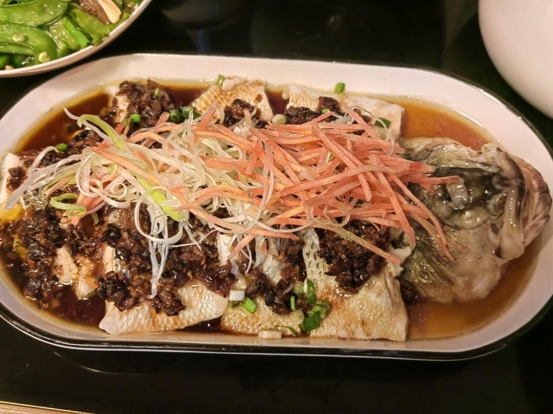 豉汁蒸鲈鱼&煎烹大虾&黑椒煨牛扒