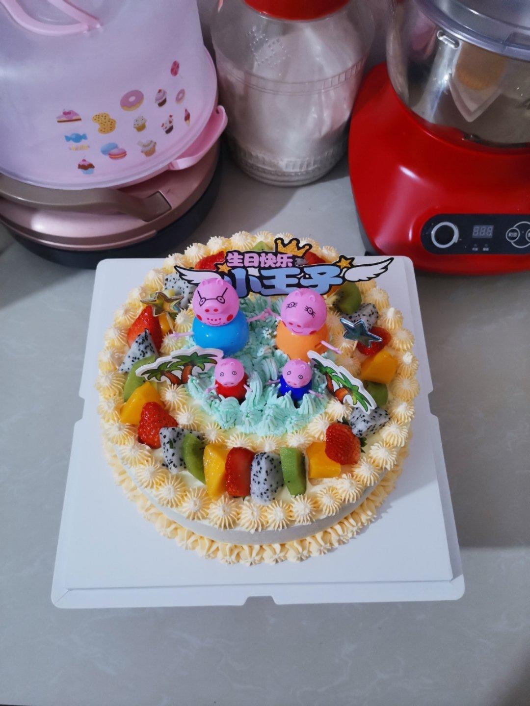 小猪佩奇生日蛋糕，小朋友最爱的蛋糕