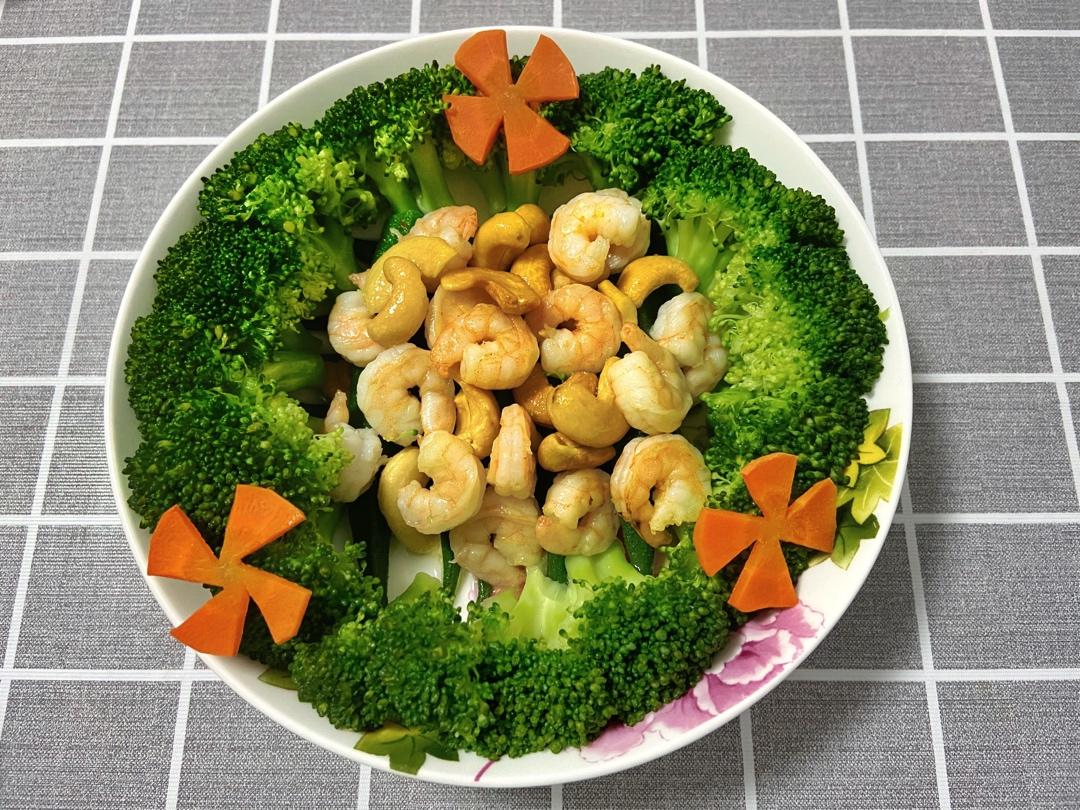 翡翠腰果虾球
