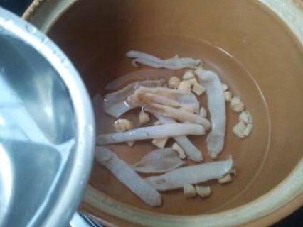 沙虫瑶柱瘦肉冬瓜汤
