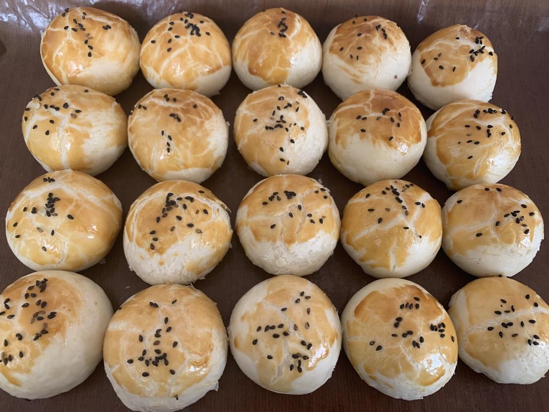 超简单 免揉 酥掉渣的蛋黄酥(超详细附全程视频)不破酥『万能酥皮』