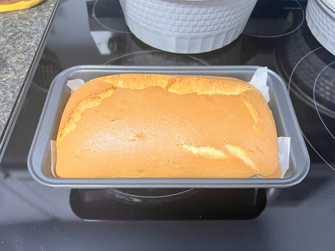 堪比柯基屁股
爆浆芝士🧀古早蛋糕