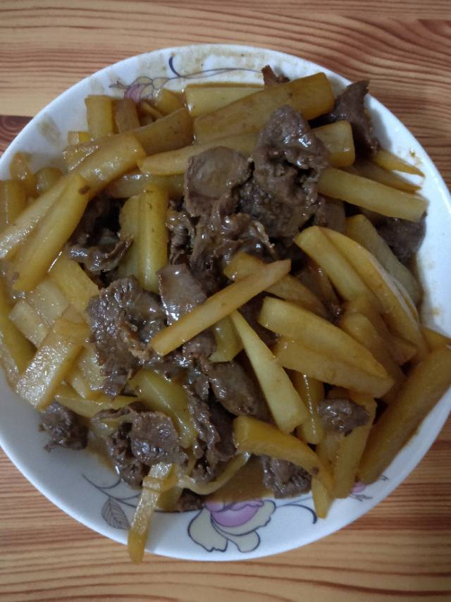 萝卜炒牛肉