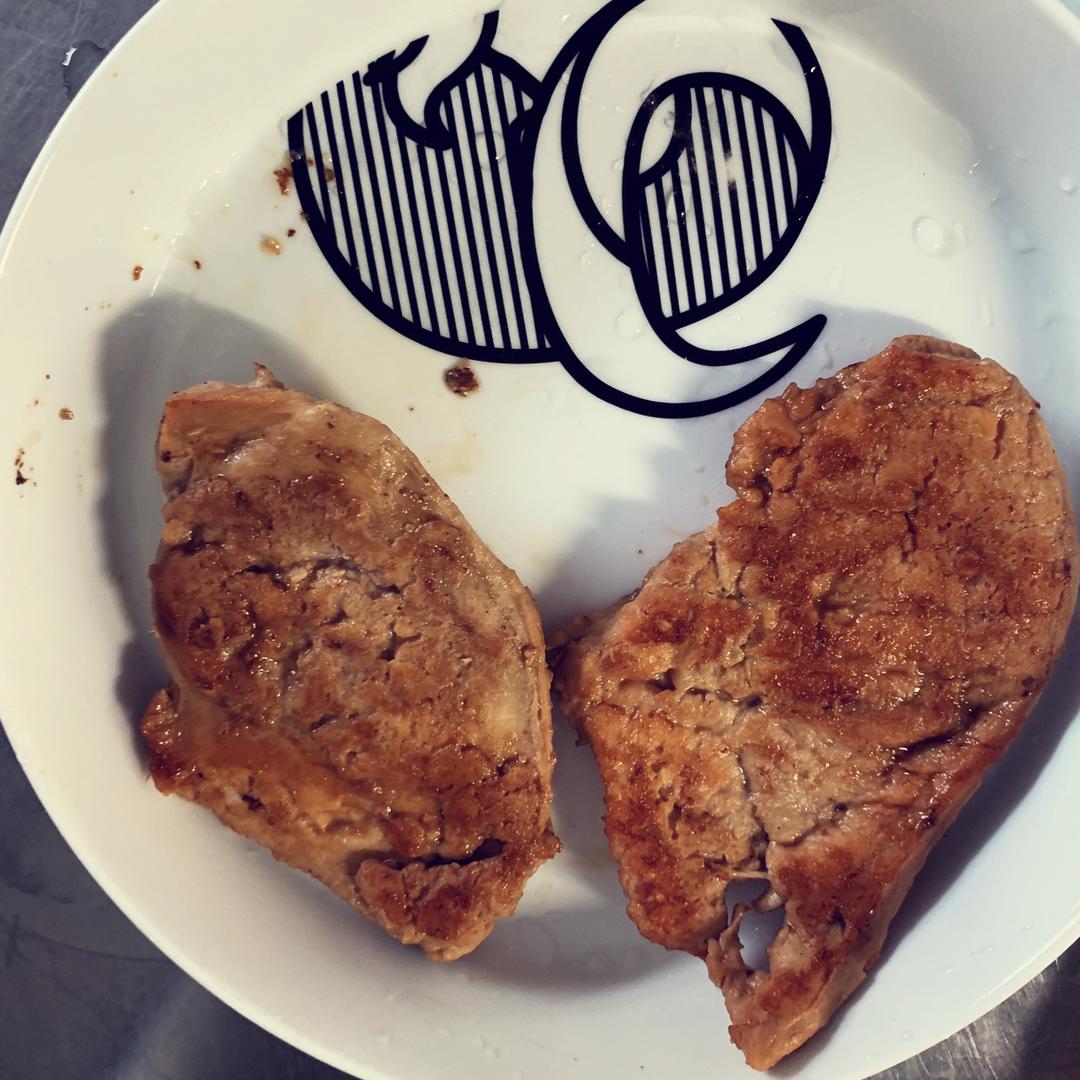 【嫩煎鸡胸肉】