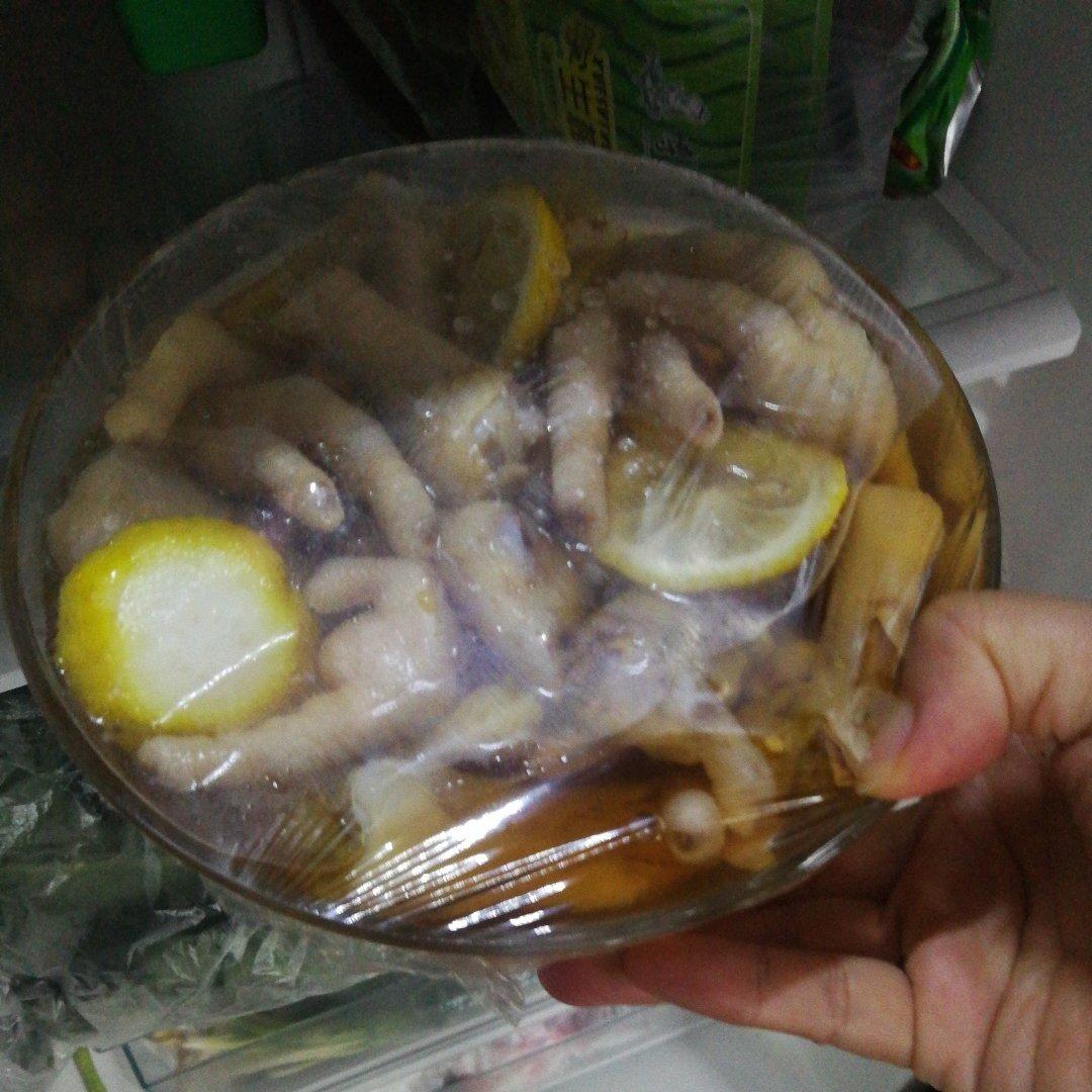 糟卤泡椒鸡爪