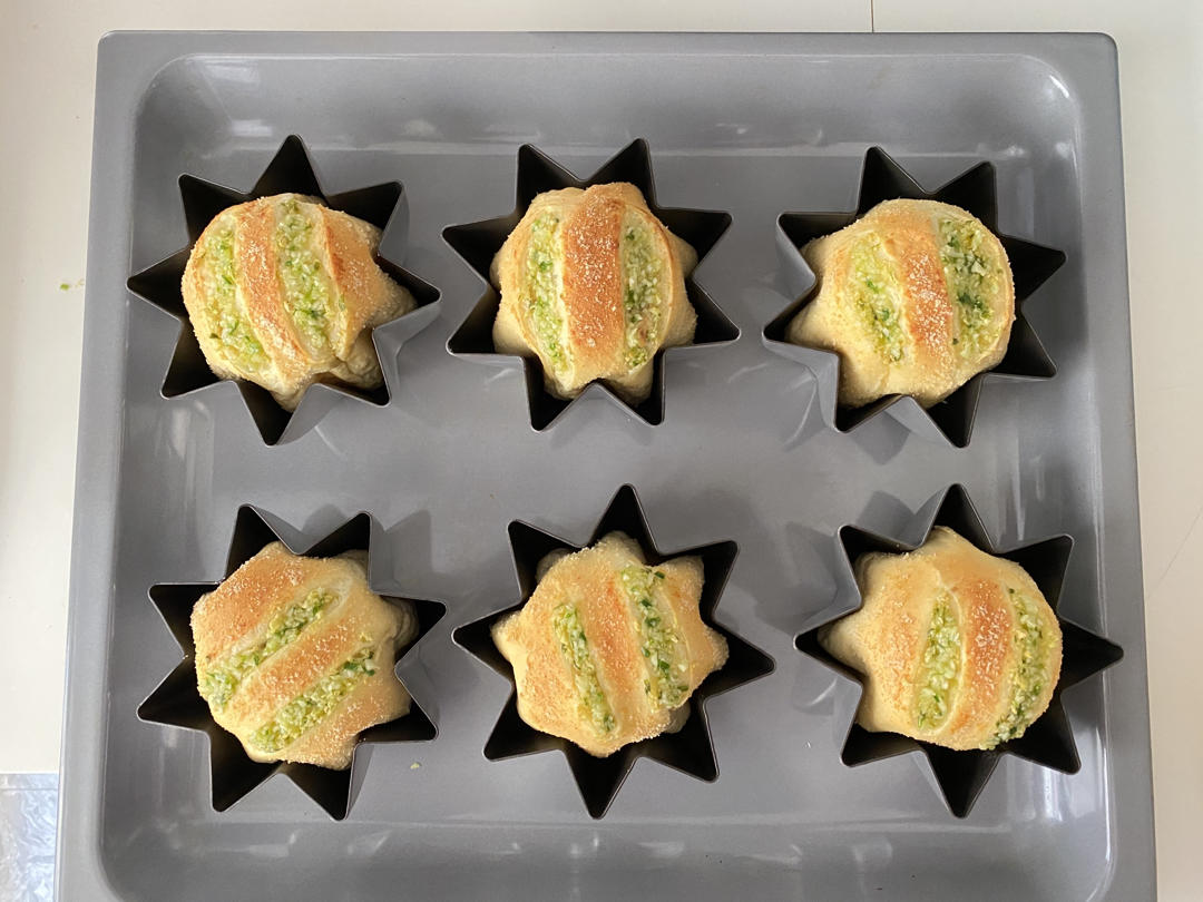 蒜香肉松小炸弹面包（烫种）