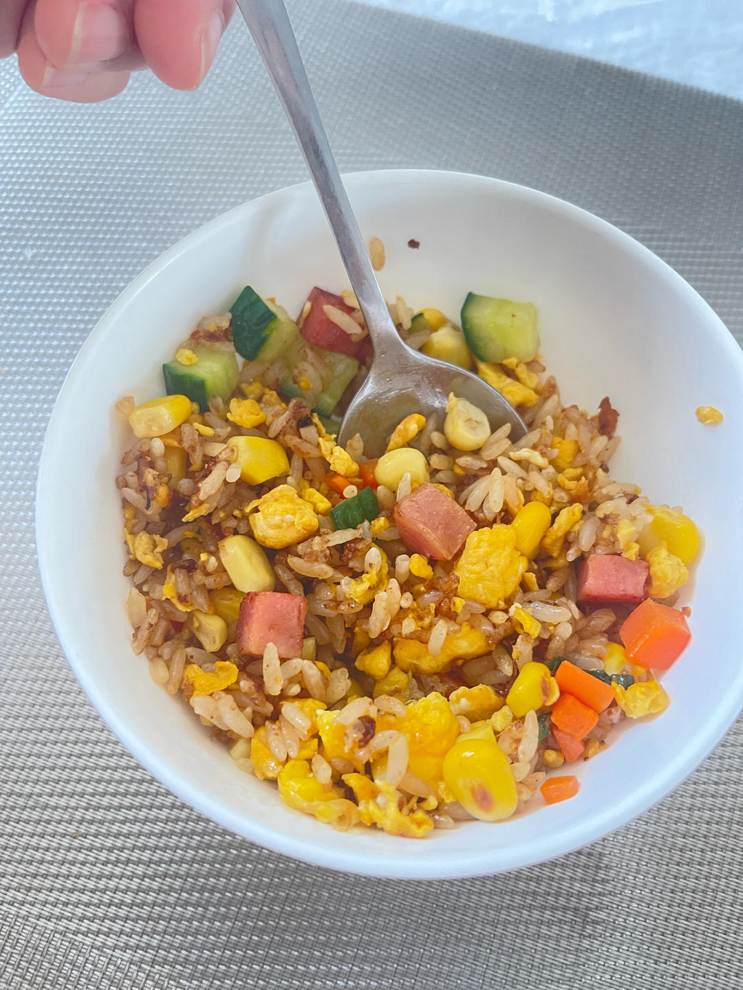 家常版蛋炒饭（剩米饭的好归宿）