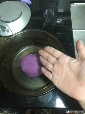 颜值担当：紫薯双色馒头的做法 步骤3