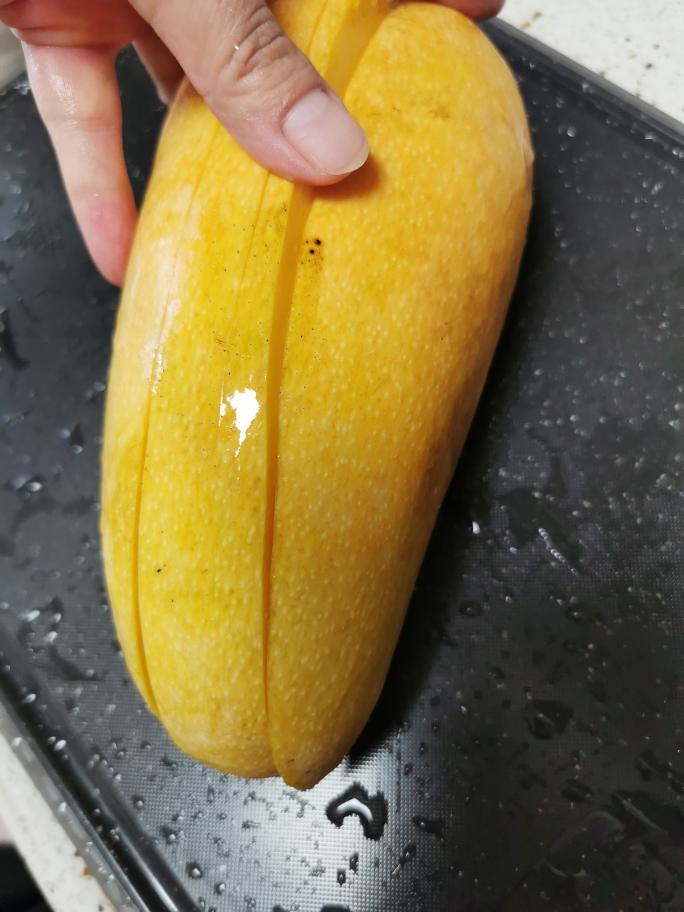 芒果西米汤圆益力多糖水的做法 步骤6