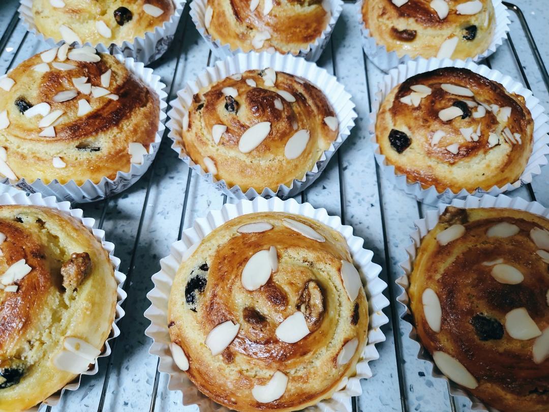 杏仁奶油核桃卷卷