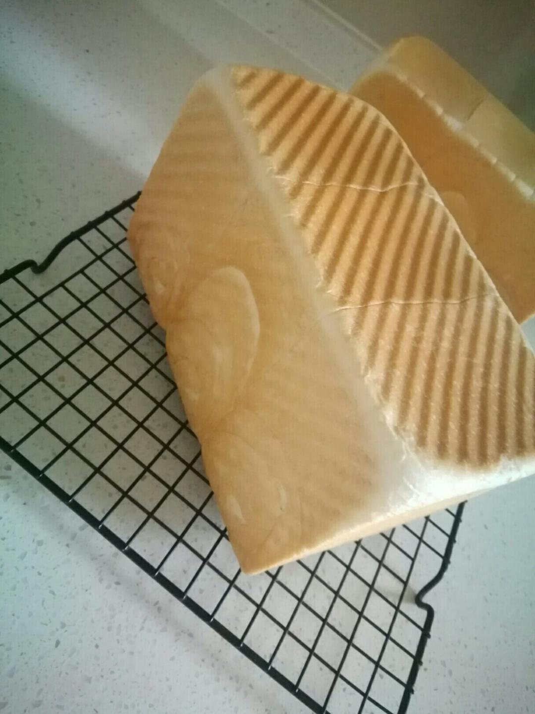 纯奶手撕吐司