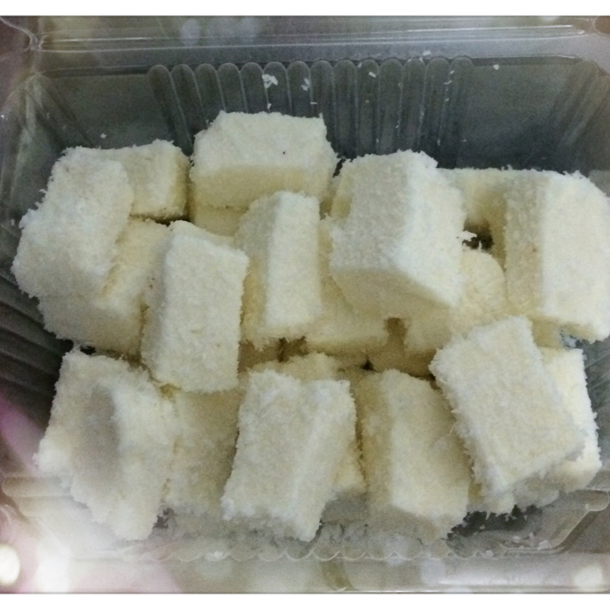 椰丝牛奶小方糕