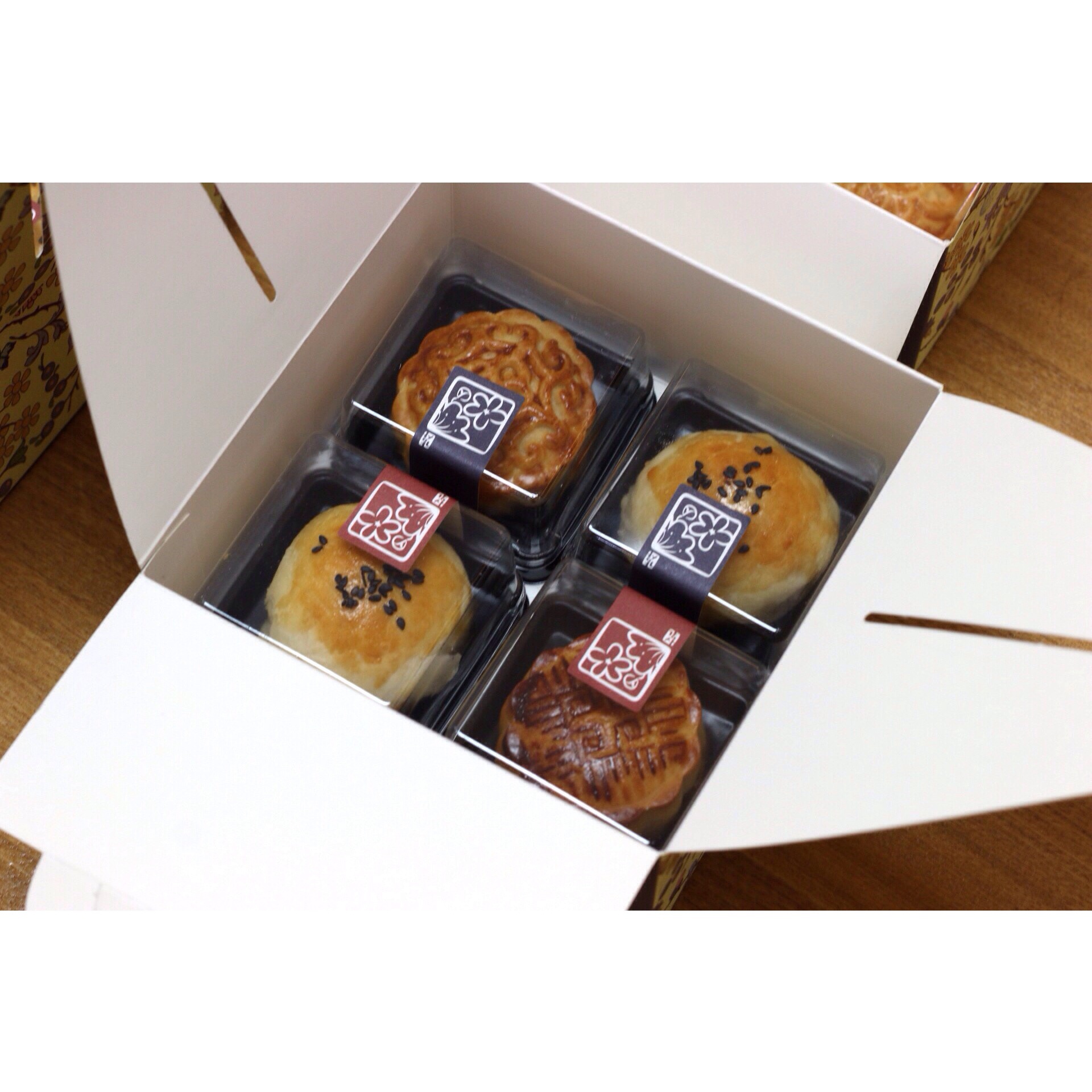 广式月饼——蛋黄莲蓉月饼