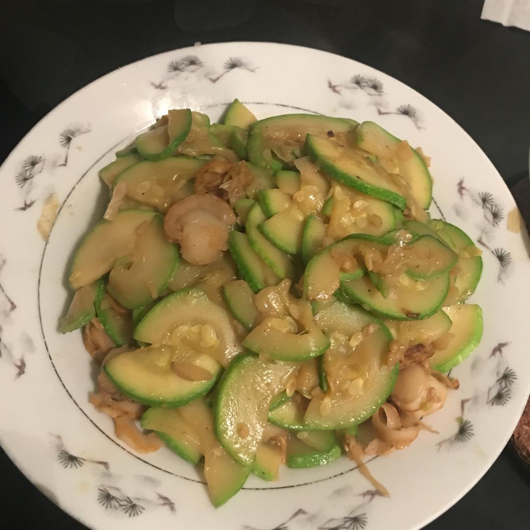 西葫芦炒扇贝肉