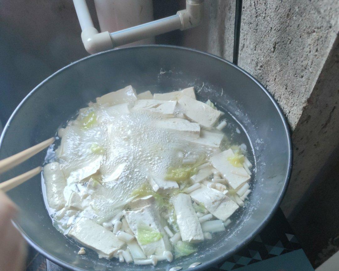 白菜豆腐肉沫汤的做法