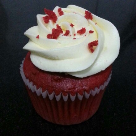 经典红丝绒杯子蛋糕（red velvet cupcake）