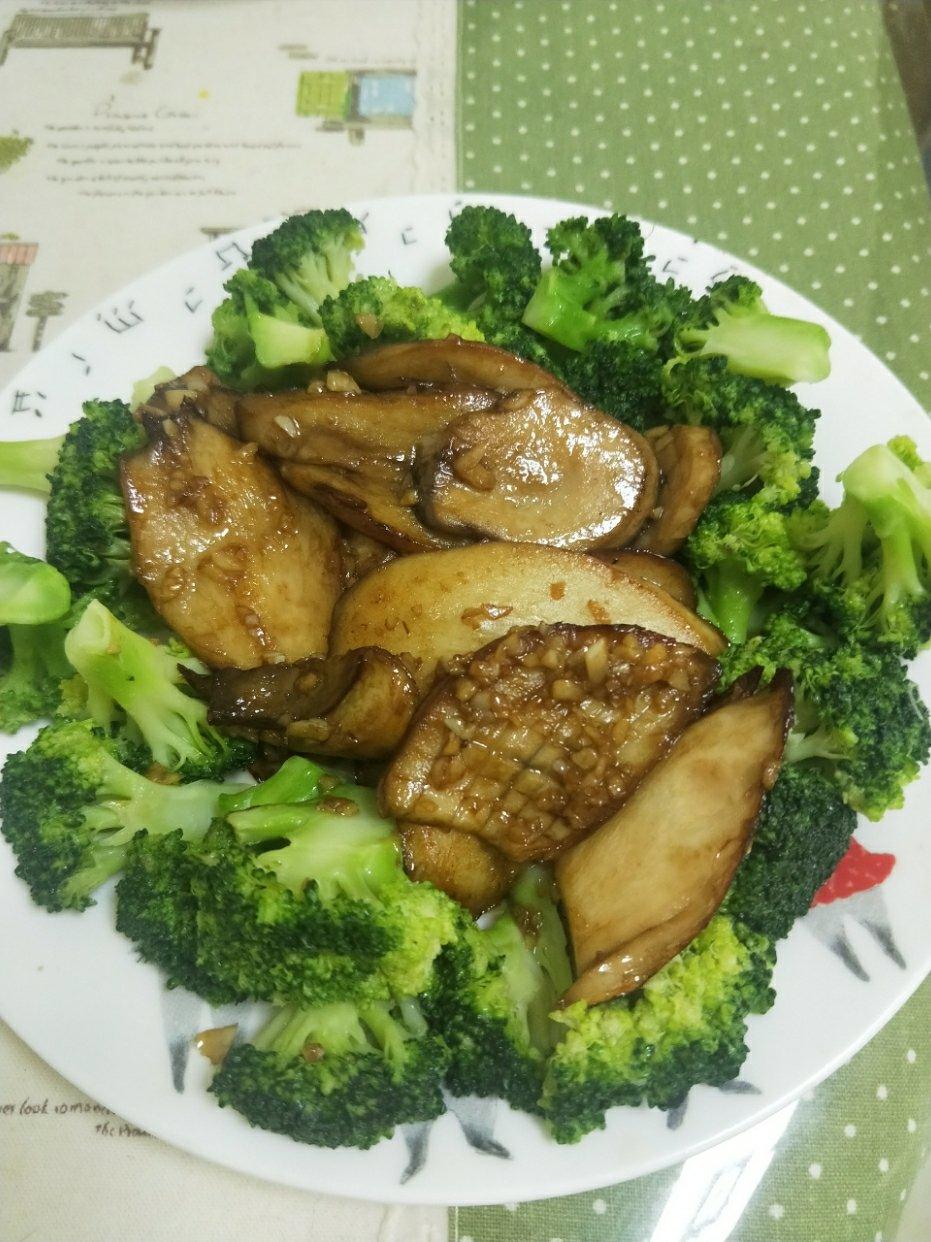 杏鲍菇扣西蓝花