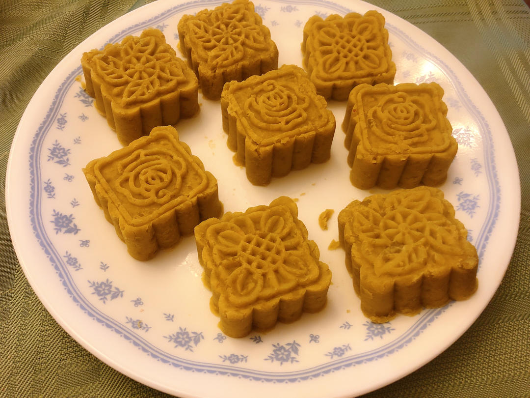 💯最简单的绿豆糕or绿豆酥一锅出（玉米油烫面版酥皮，免揉面）