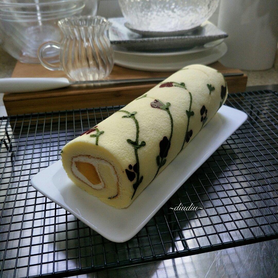 昊宝妈做的藤蔓花纹饰酸奶芒果卷