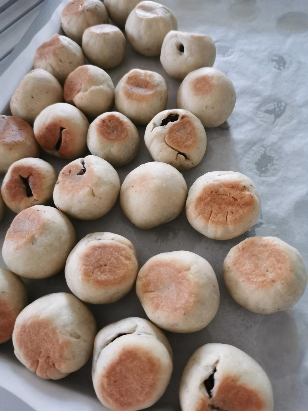 简单易上手的软皮红豆饼，不发酵不开酥，低油低糖，好吃健康