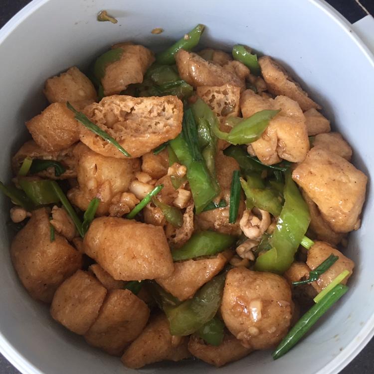 青椒油豆腐