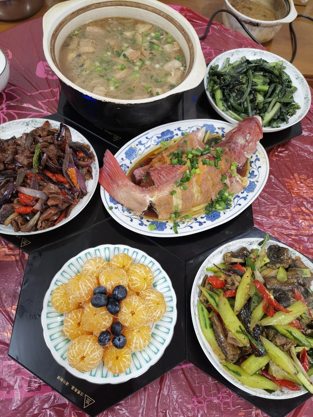 午餐•2026年2月23日