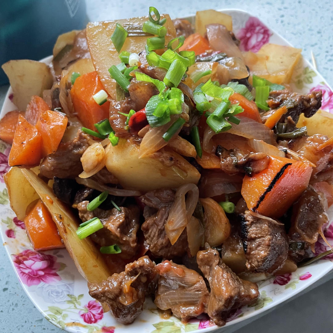 红烧牛肉土豆 （独家秘制）
