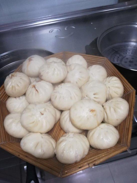 小鲜肉包子